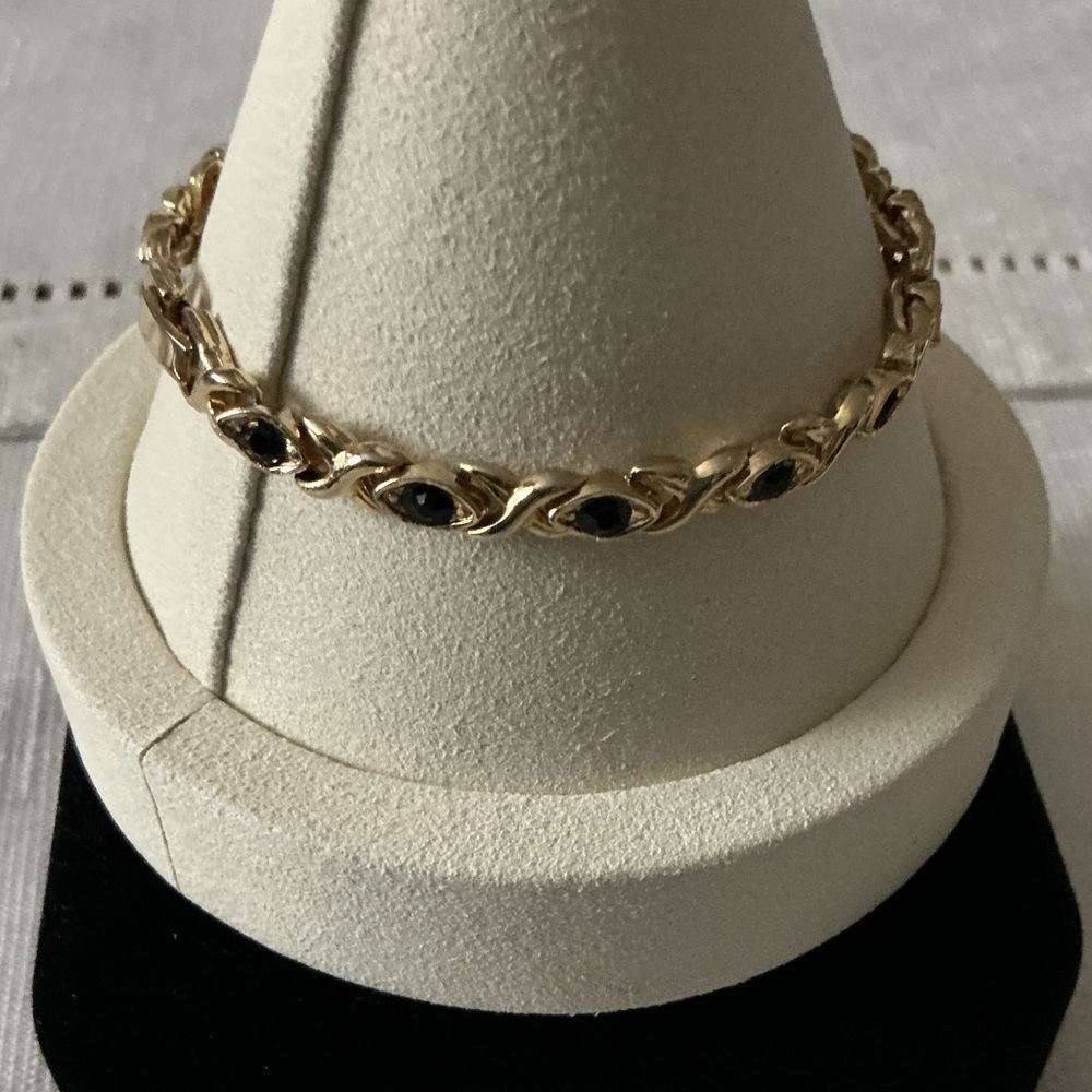 Black Gold Plated “XO” Link Bracelet - Picture 4 of 4